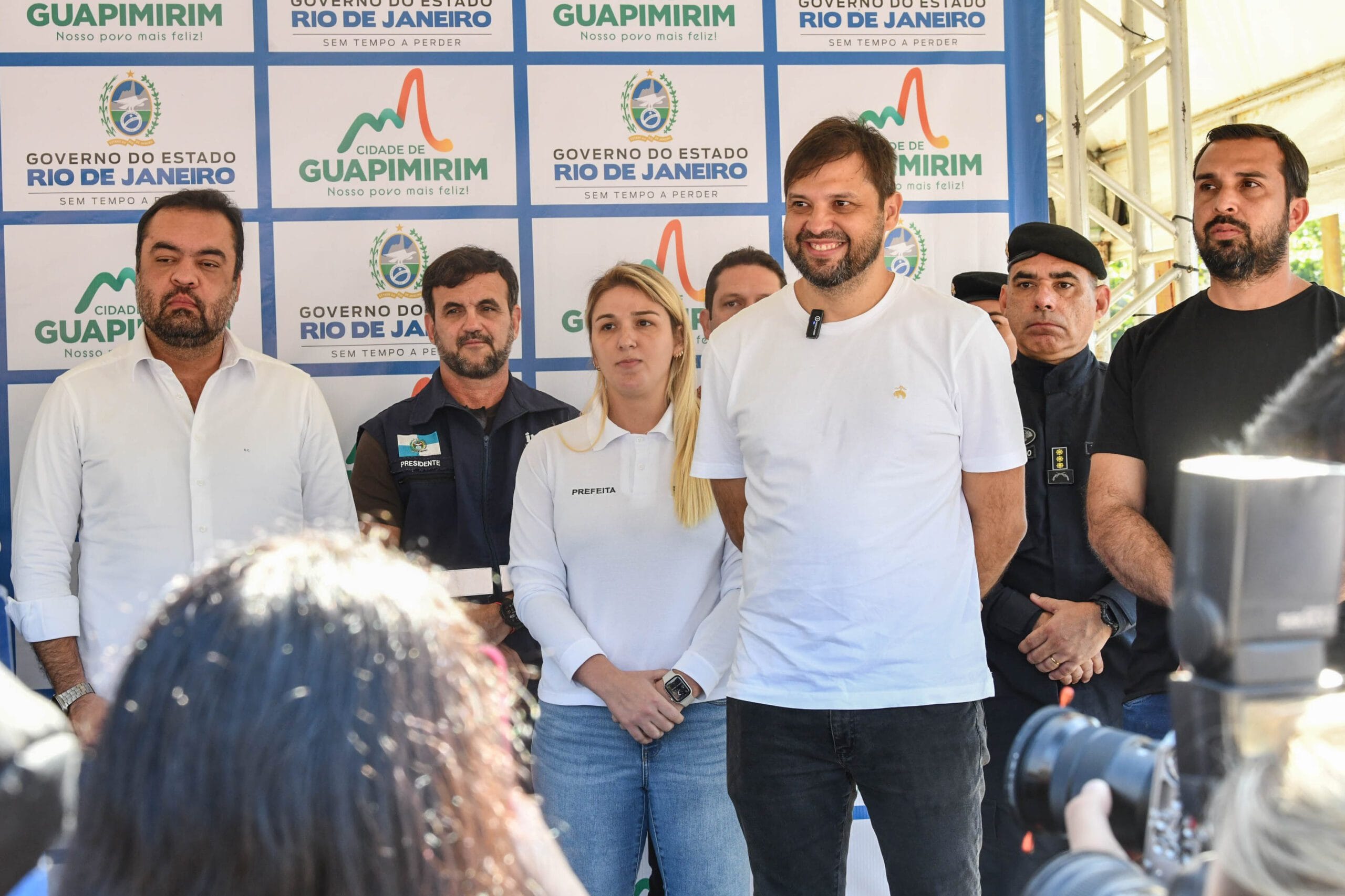 Prefeita Marina Rocha recebe governador Cláudio Castro em Guapimirim