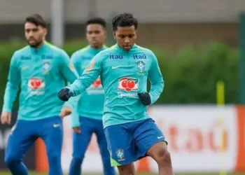 Seleção treina em Londres para amistosos contra Senegal e Tunísia