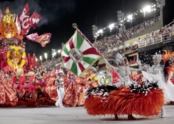 Carnaval de rua deve injetar mais de 5,7 bilhões na economia do Rio
