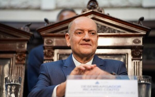 Recomposição salarial: RJ pagará últimas parcelas a 400 mil servidores