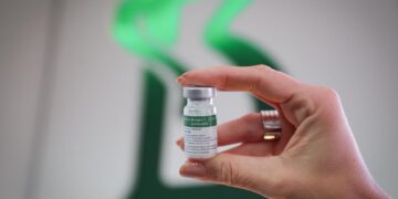 Anvisa avalia segurança da vacina contra dengue do Instituto Butantan