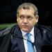 Nunes Marques suspende a pesquisa de Flávio Bolsonaro após o vazamento