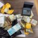 PF apreende R$ 450 mil escondidos sob sofá em operação contra lavagem de dinheiro no Rio