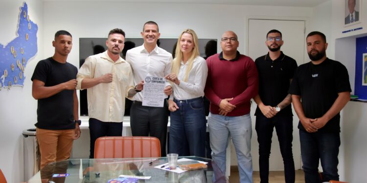 Ruas se compromete a convocar aprovados do concurso da PMERJ de 2023