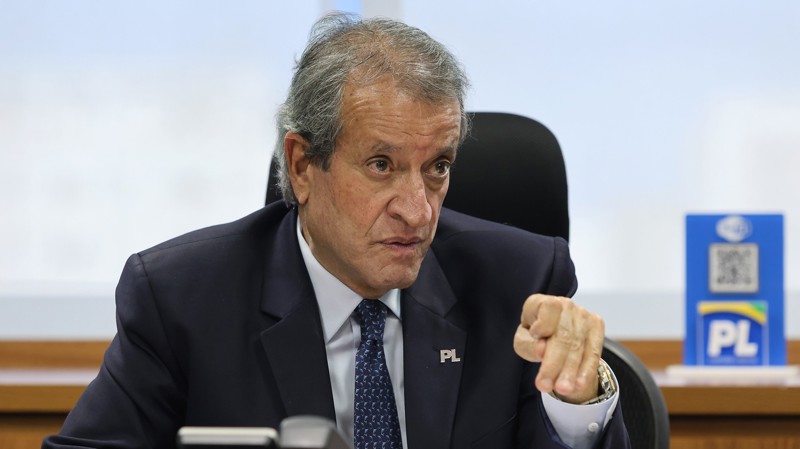 O presidente nacional do PL, Valdemar Costa Neto, concede entrevista coletiva após anúncio em que Valdemar Costa Neto reconhece eleição.