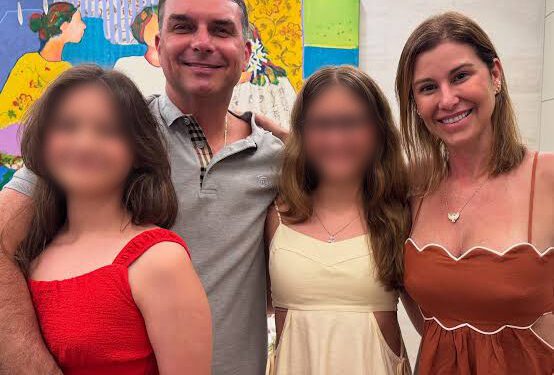 Aliados confirmam que Flávio Bolsonaro fugiu para EUA