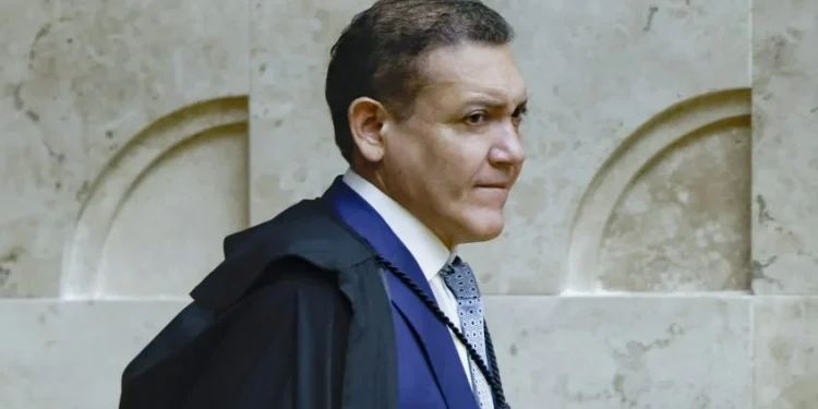 Ministro Kassio Nunes Marques em pronunciamento sobre regras eleitorais no plenário.